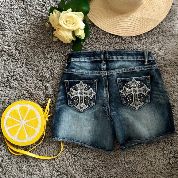 Jean Shorts - Picture 2 of 6